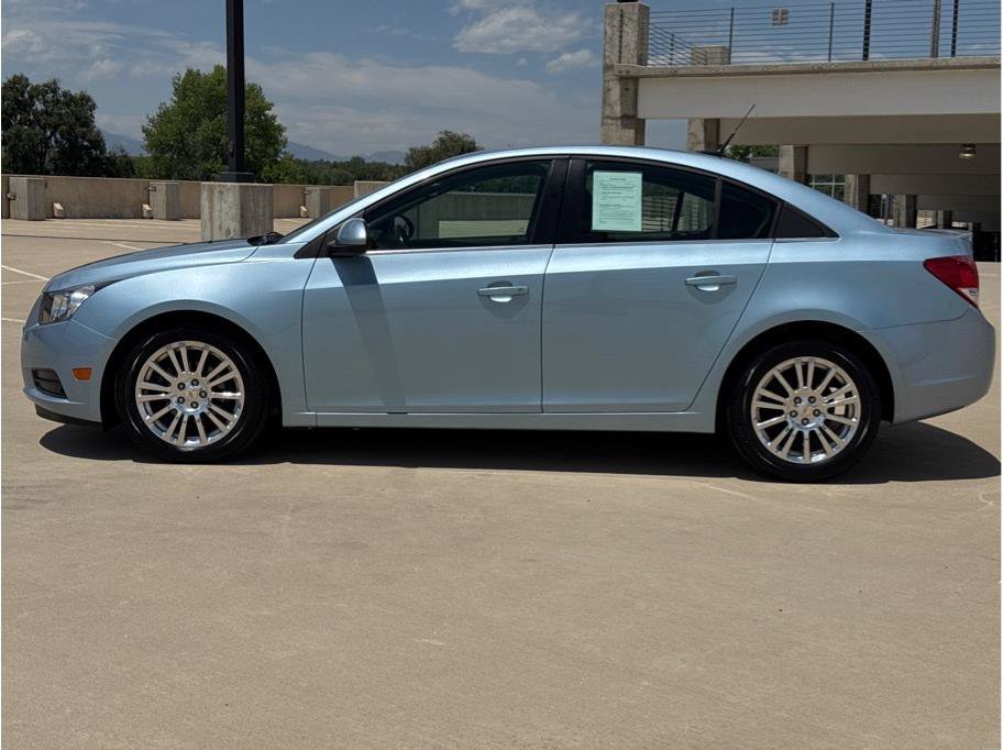 Used 2011 Chevrolet Cruze Eco FWD image 4