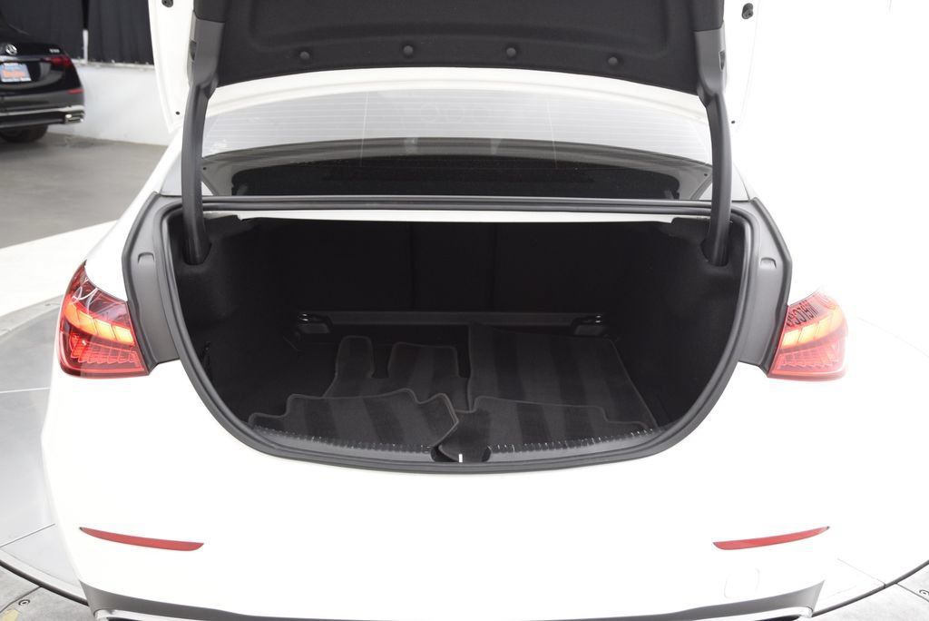 Used 2022 Mercedes-Benz C 300 Sedan image 28