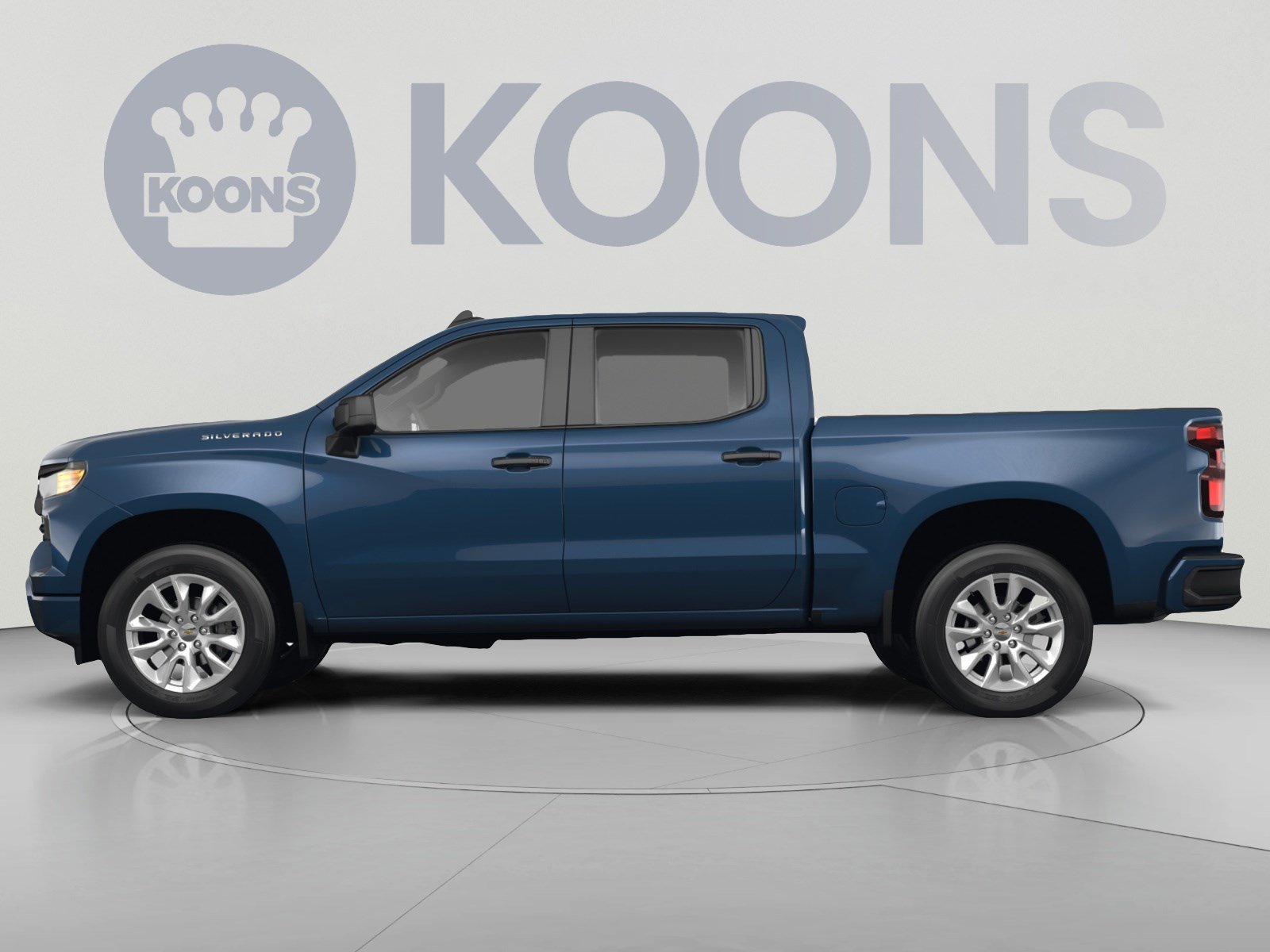 Used 2024 Chevrolet Silverado 1500 Custom AWD/4WD image 2