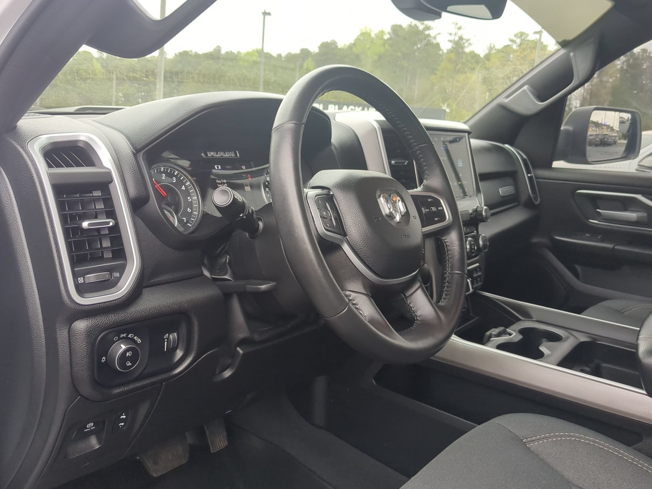 Used 2022 RAM 1500 Big Horn AWD/4WD image 13