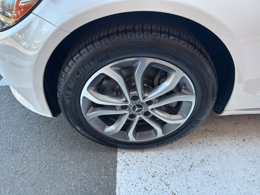 Used 2017 Mercedes-Benz C 300 4MATIC Sedan image 13