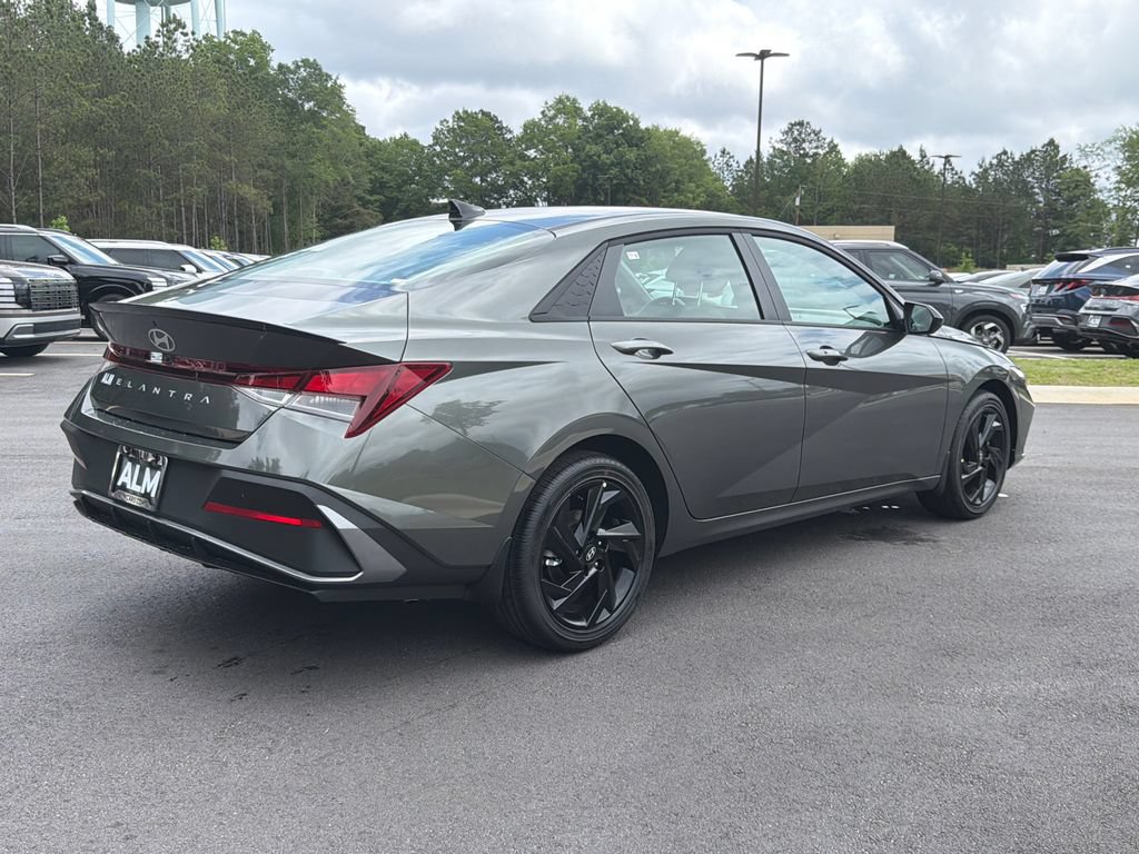 New 2026 Hyundai Elantra Sport FWD image 6