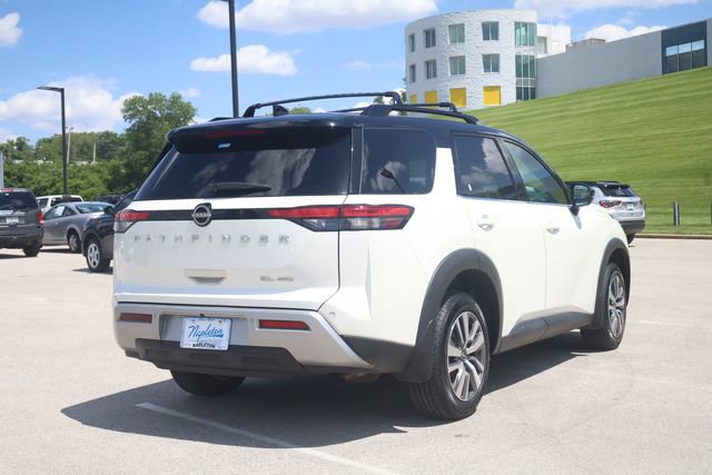 Used 2023 Nissan Pathfinder SL w/ Lighting Package (N92) AWD/4WD image 5