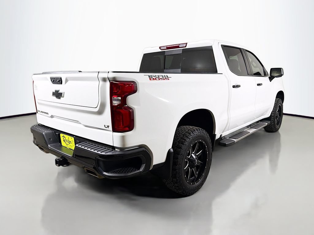 Used 2022 Chevrolet Silverado 1500 LT Trail Boss w/ LT Trail Boss Premium Package AWD/4WD image 6
