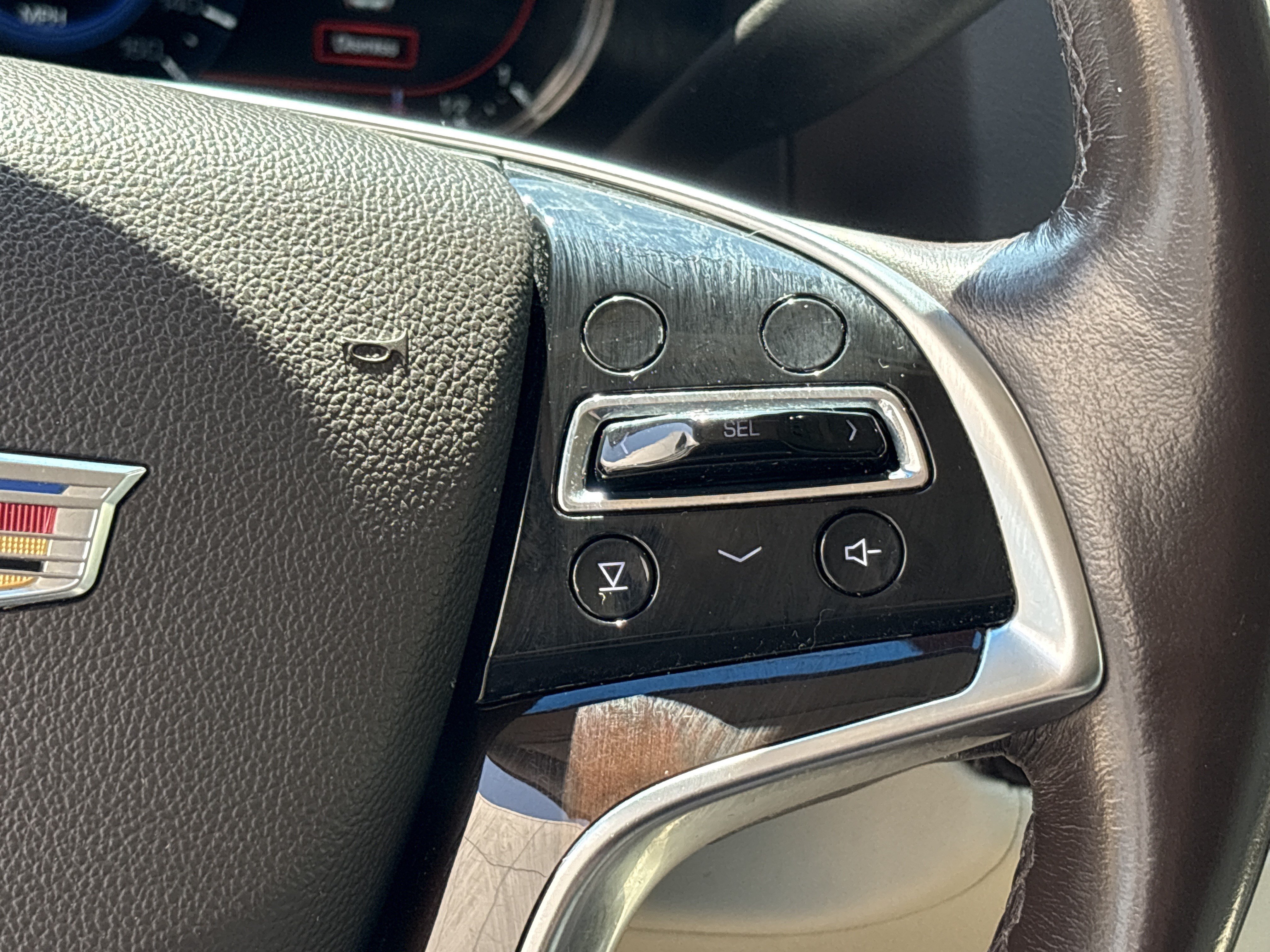 Used 2017 Cadillac Escalade Luxury AWD/4WD image 20