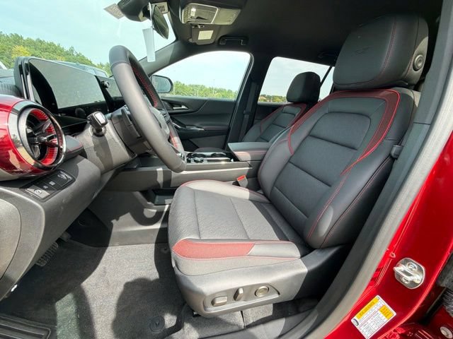 New 2027 Chevrolet Equinox RS w/ LPO, Floor Liner Package FWD image 13