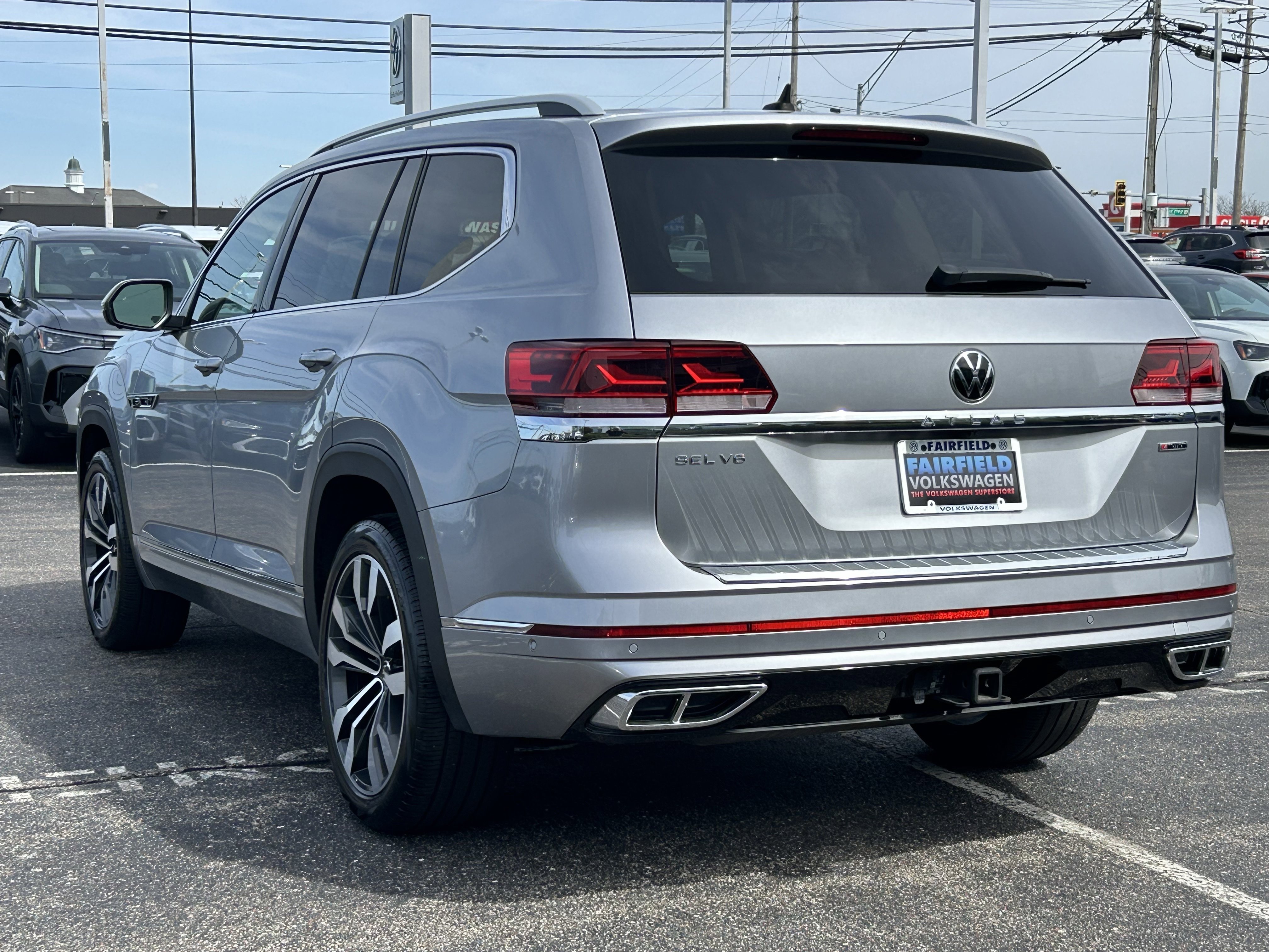Certified 2022 Volkswagen Atlas SEL Premium image 5