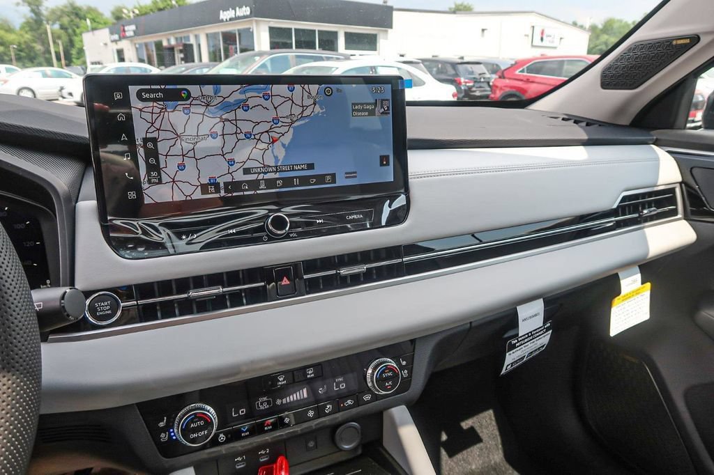 New 2025 Mitsubishi Outlander AWD image 34
