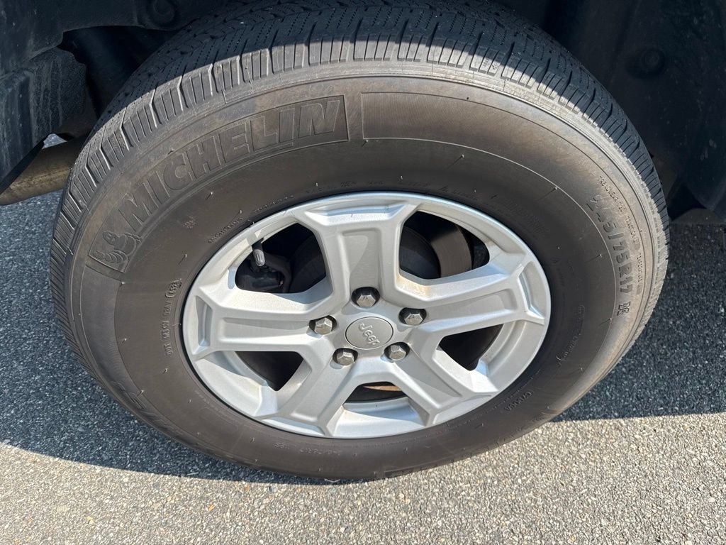 Used 2019 Jeep Wrangler Unlimited Sport S AWD/4WD image 9