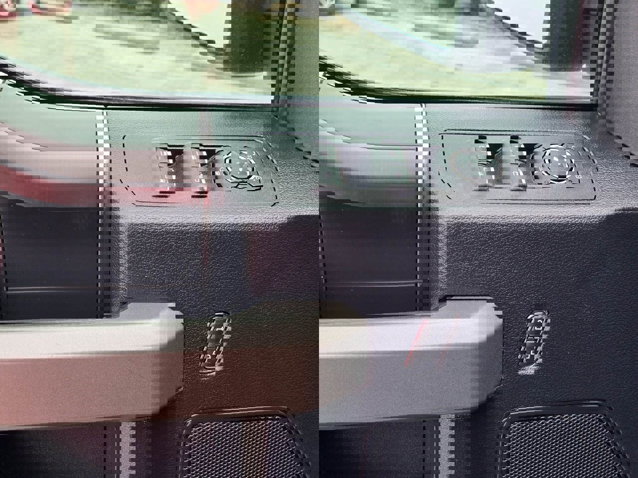 Used 2020 Ford F150 Raptor image 18