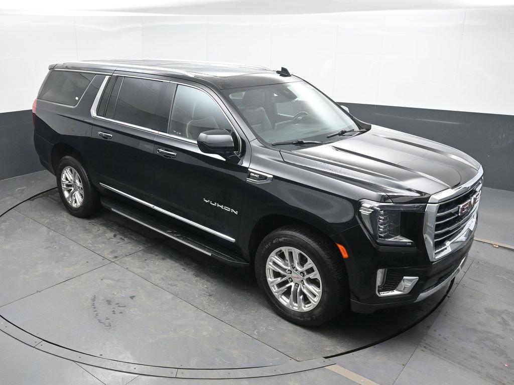 Used 2023 GMC Yukon XL SLT image 32