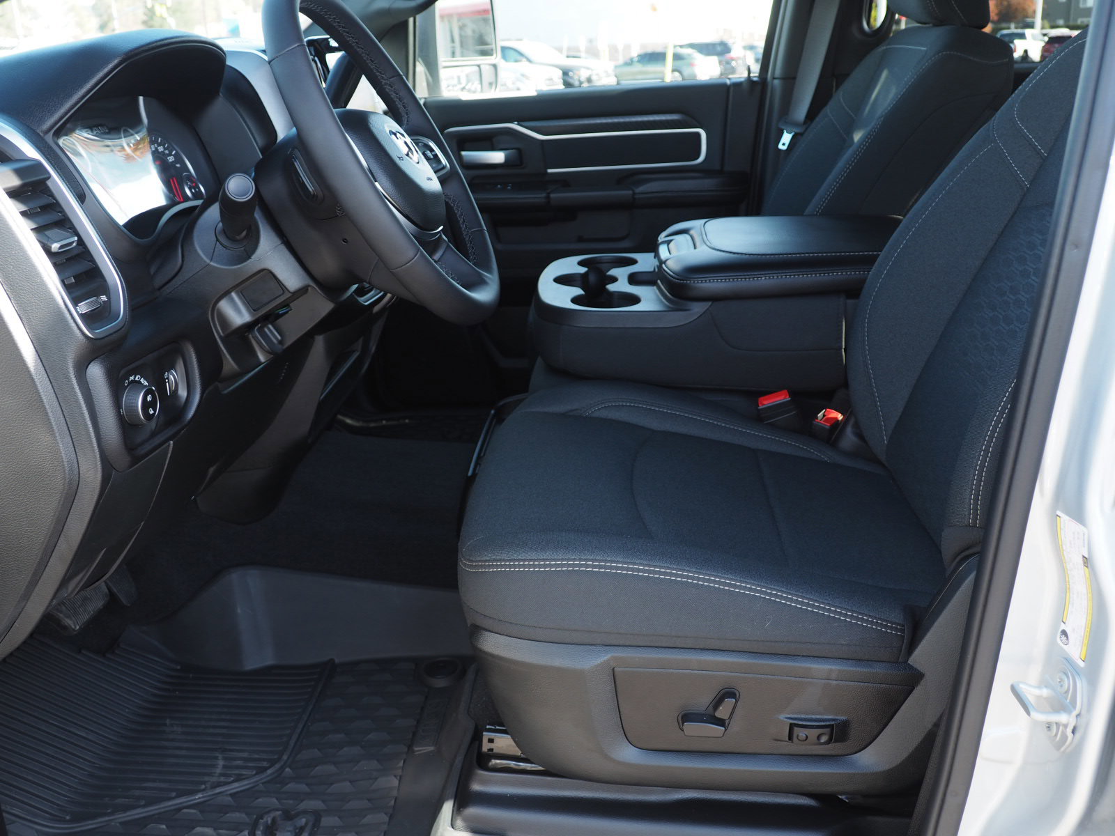 Used 2025 RAM 3500 Big Horn image 12