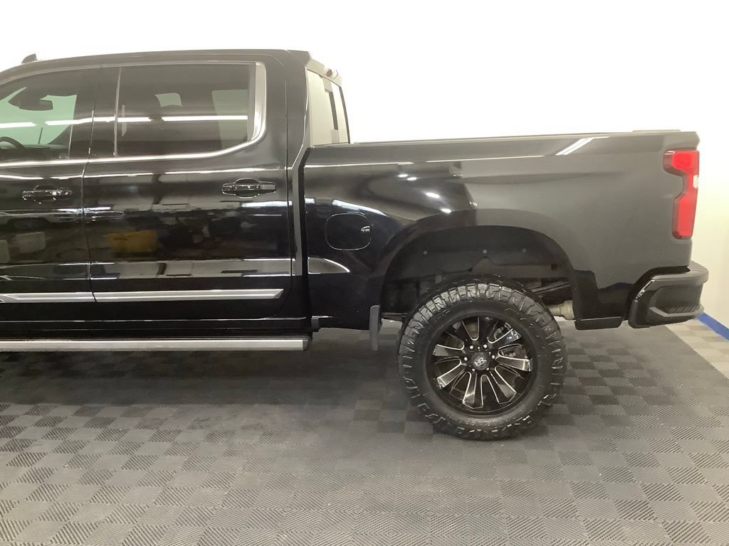 Used 2022 Chevrolet Silverado 1500 High Country w/ High Country Premium Package AWD/4WD image 4