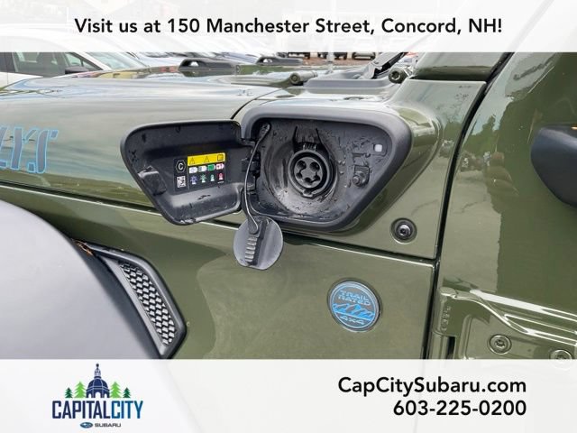 Used 2024 Jeep Wrangler Unlimited AWD/4WD image 11
