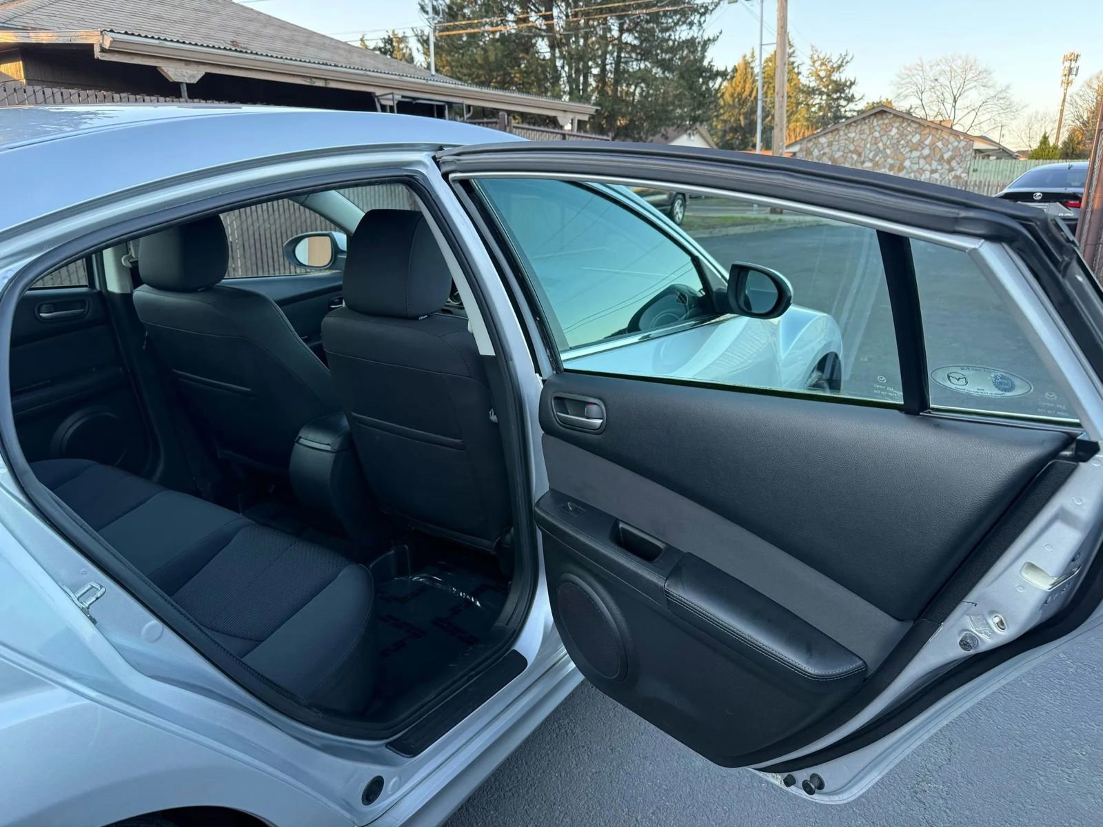 Used 2012 MAZDA MAZDA6 i Sport image 12