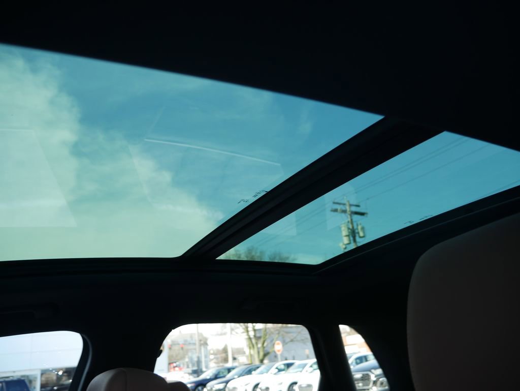 Used 2023 Audi Q3 2.0T Premium w/ Convenience Package image 51