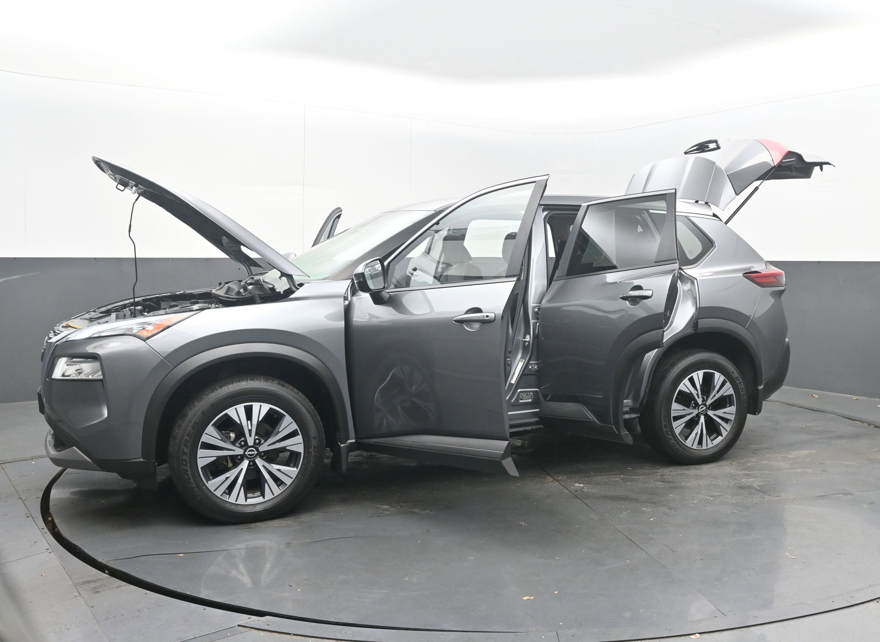 Certified 2023 Nissan Rogue SV image 42