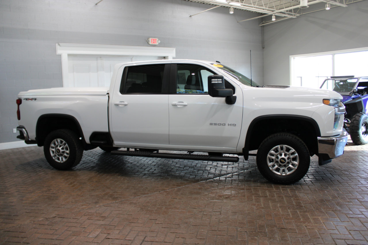 Used 2021 Chevrolet Silverado 2500 LT w/ Convenience Package image 6