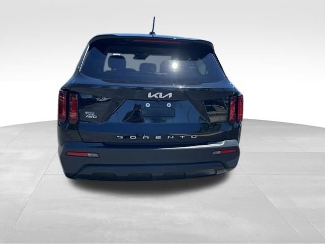 Used 2022 Kia Sorento LX AWD/4WD image 7