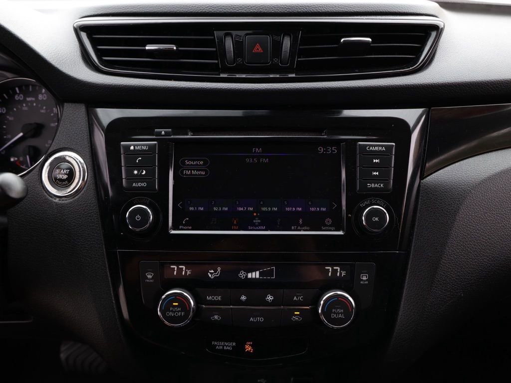 Used 2022 Nissan Rogue Sport SV image 29