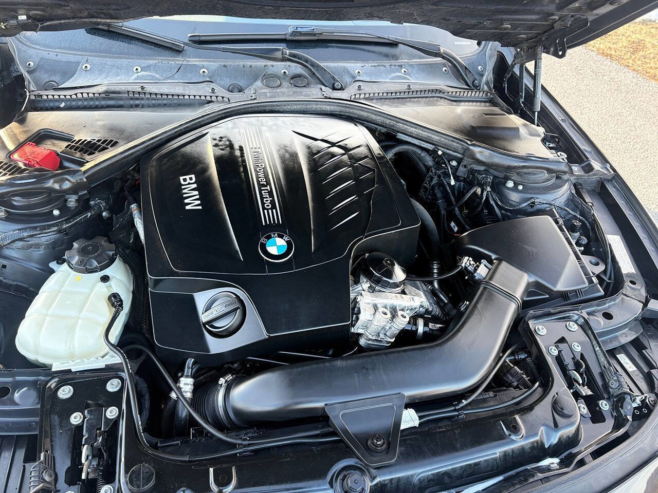 Used 2013 BMW 335i xDrive Sedan AWD/4WD image 22