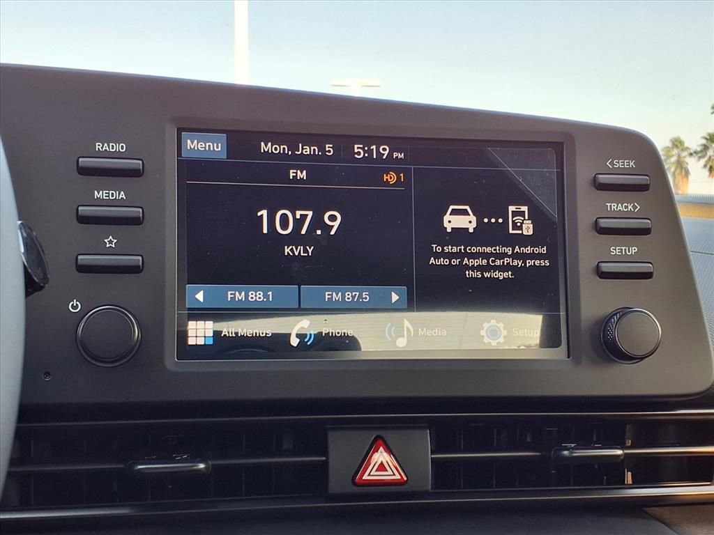 New 2025 Hyundai Elantra Sport image 12