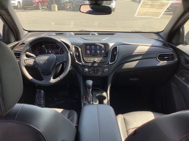 Used 2022 Chevrolet Equinox RS w/ RS Leather Package image 6