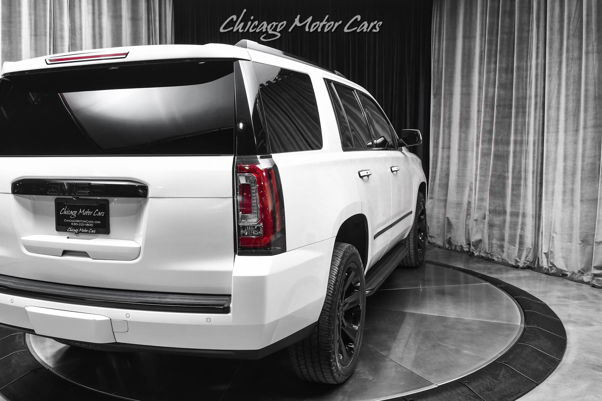 Used 2017 GMC Yukon Denali w/ Open Road Package AWD/4WD image 45