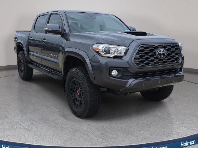 Used 2021 Toyota Tacoma TRD Sport AWD/4WD image 4