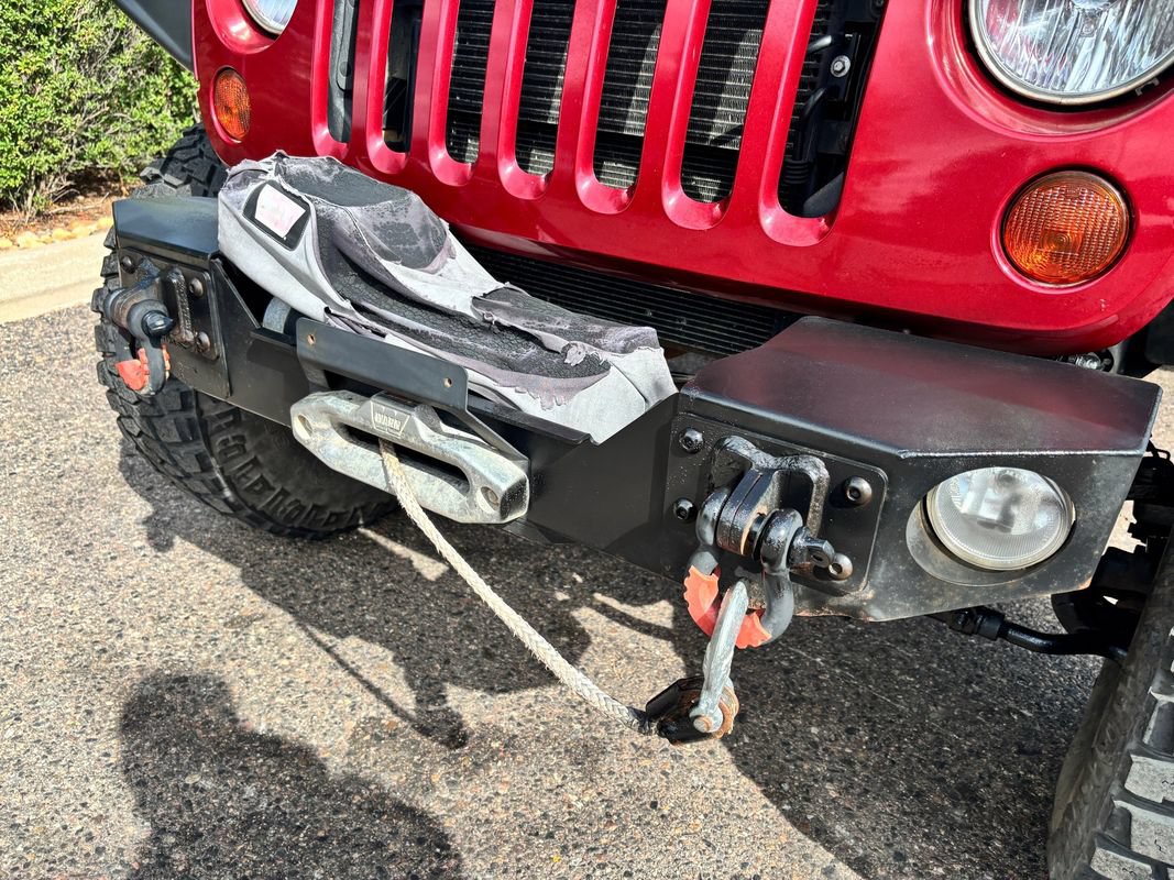 Used 2013 Jeep Wrangler Unlimited Sahara w/ Dual Top Group AWD/4WD image 13