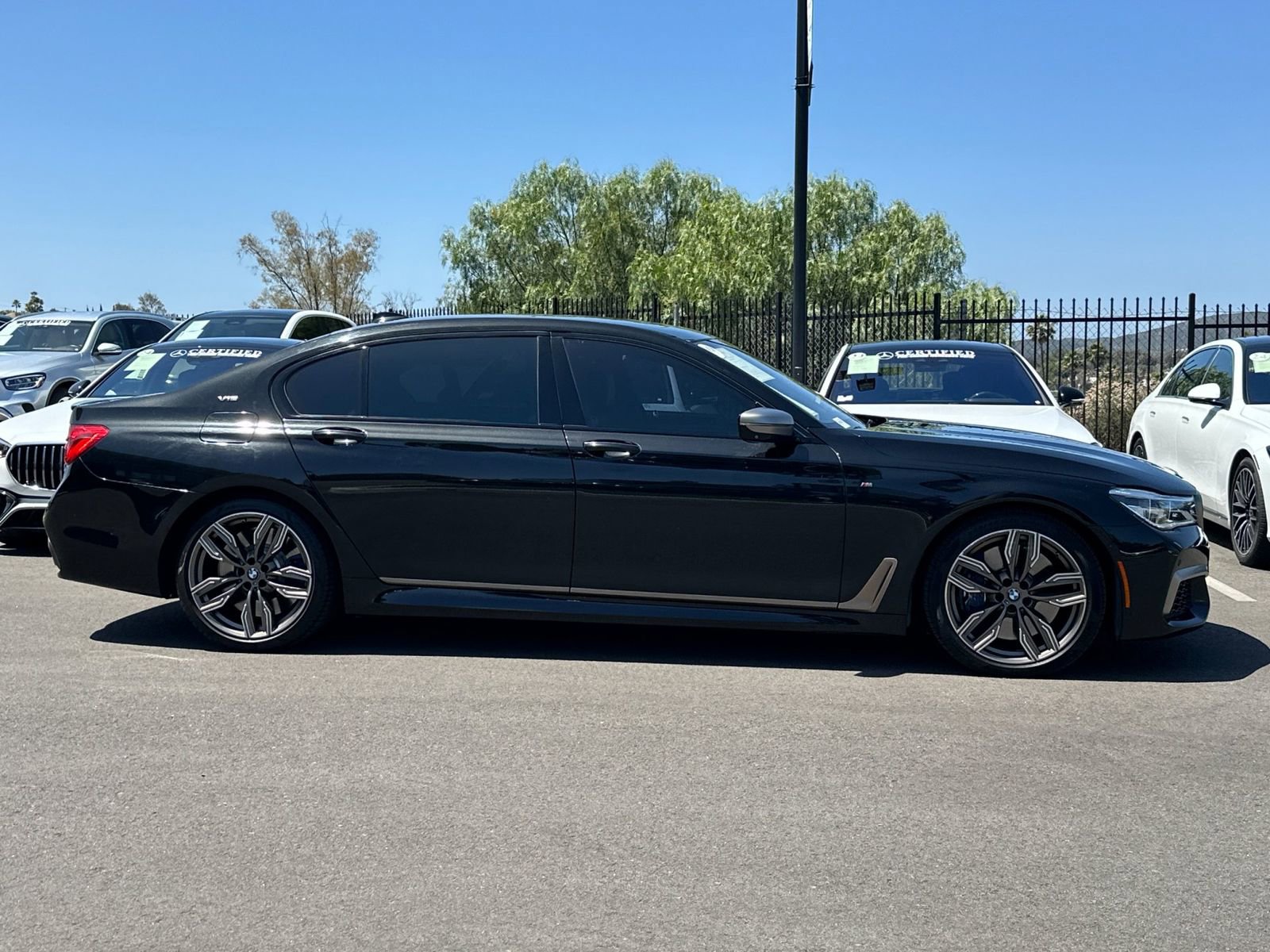 Used 2019 BMW M760i xDrive w/ Luxury Rear Seating Package AWD/4WD image 2