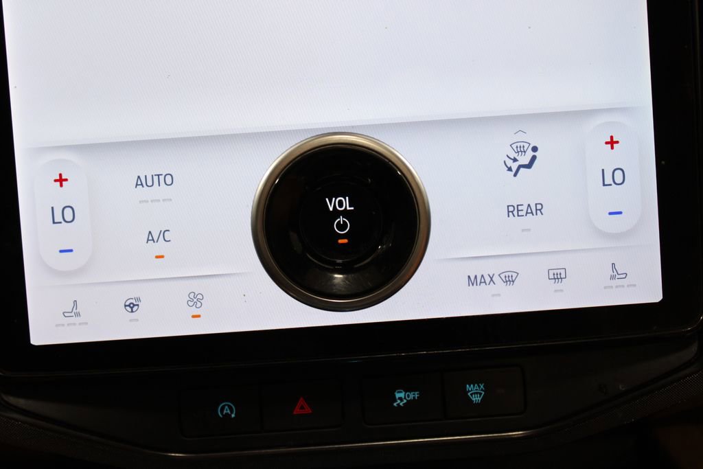 Used 2022 Ford Expedition Platinum image 55