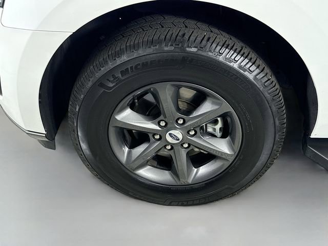 Used 2020 Ford Expedition Max XLT w/ Equipment Group 202A image 32