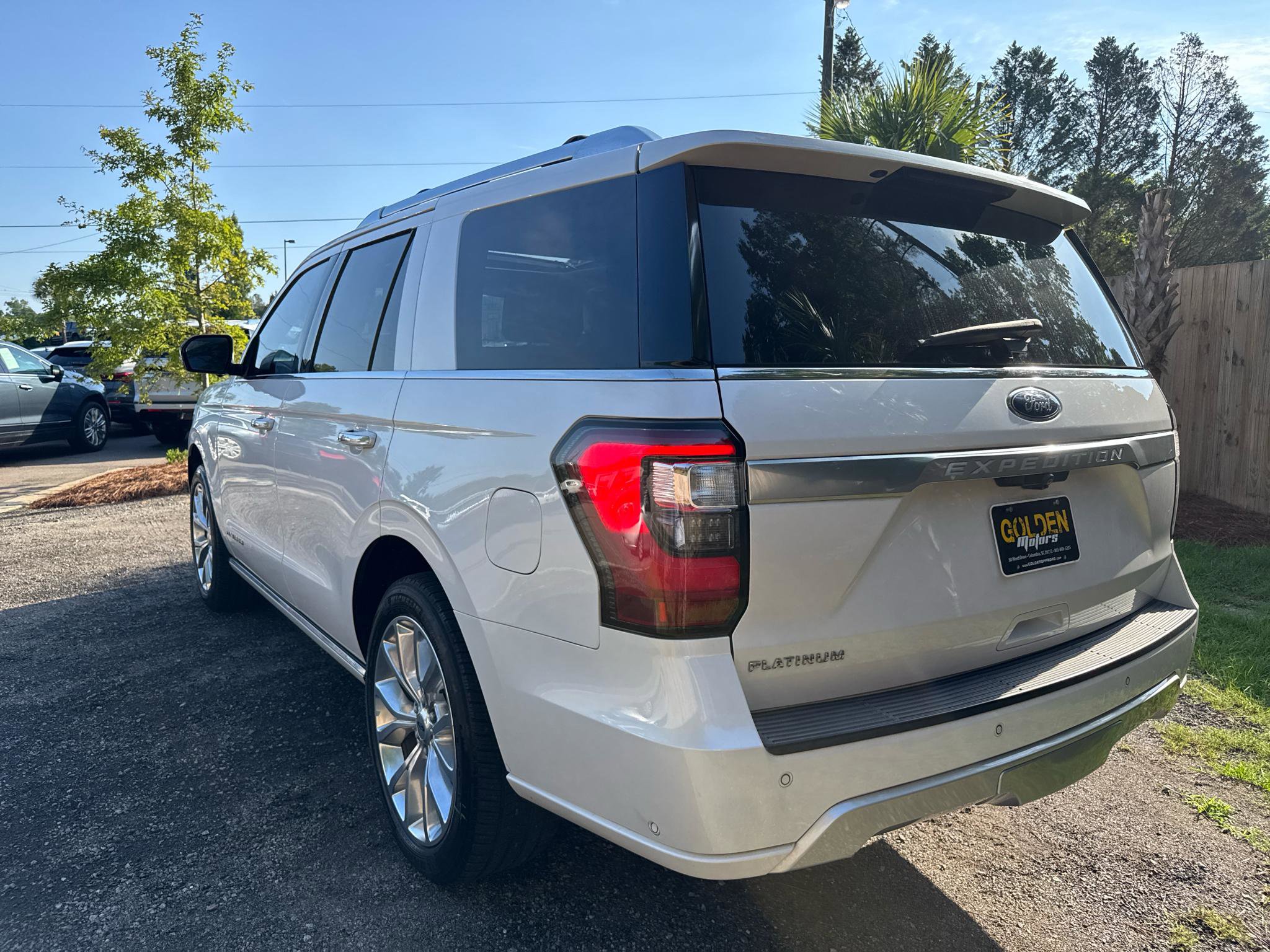 Used 2018 Ford Expedition Platinum AWD/4WD image 36