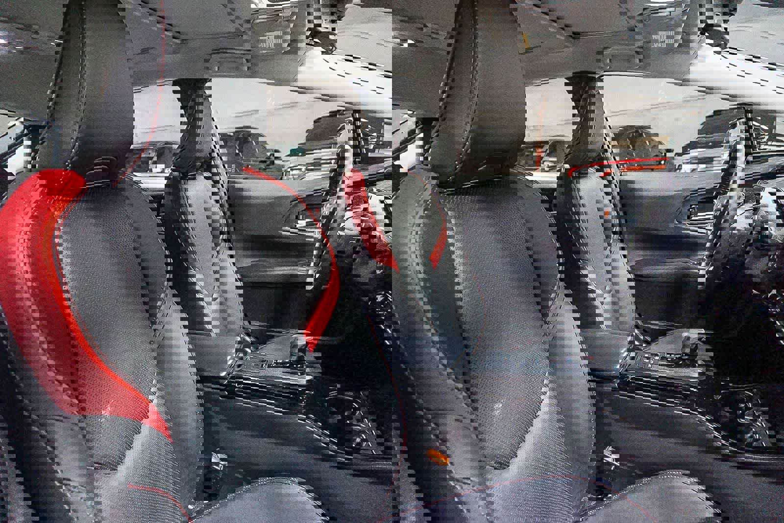 Used 2026 Toyota Prius Plug-In Hybrid image 17