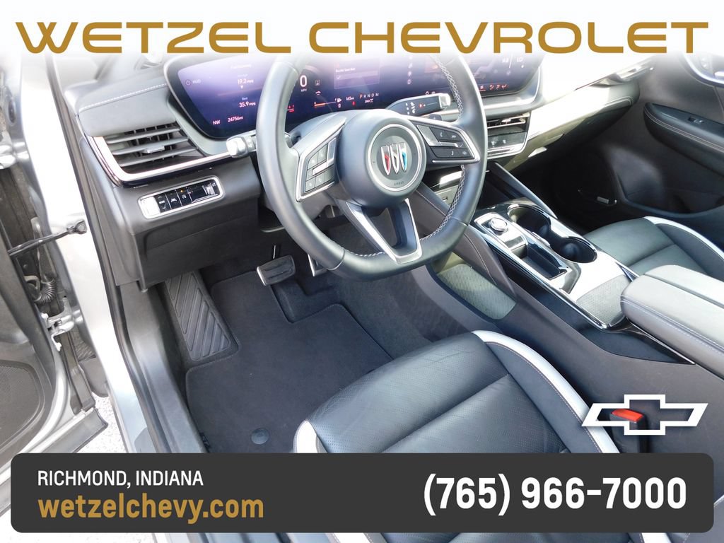 Used 2025 Buick Envision Sport Touring AWD/4WD image 14