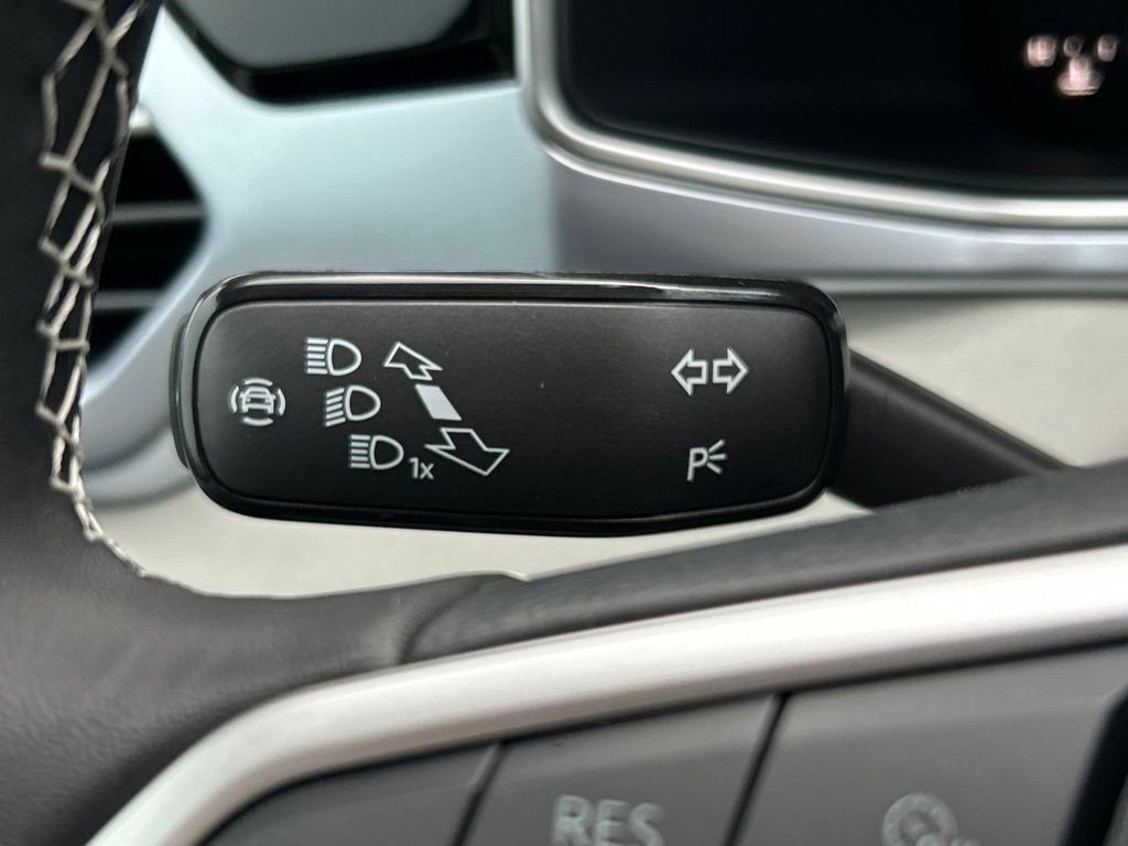 New 2026 Volkswagen Taos SE FWD image 27