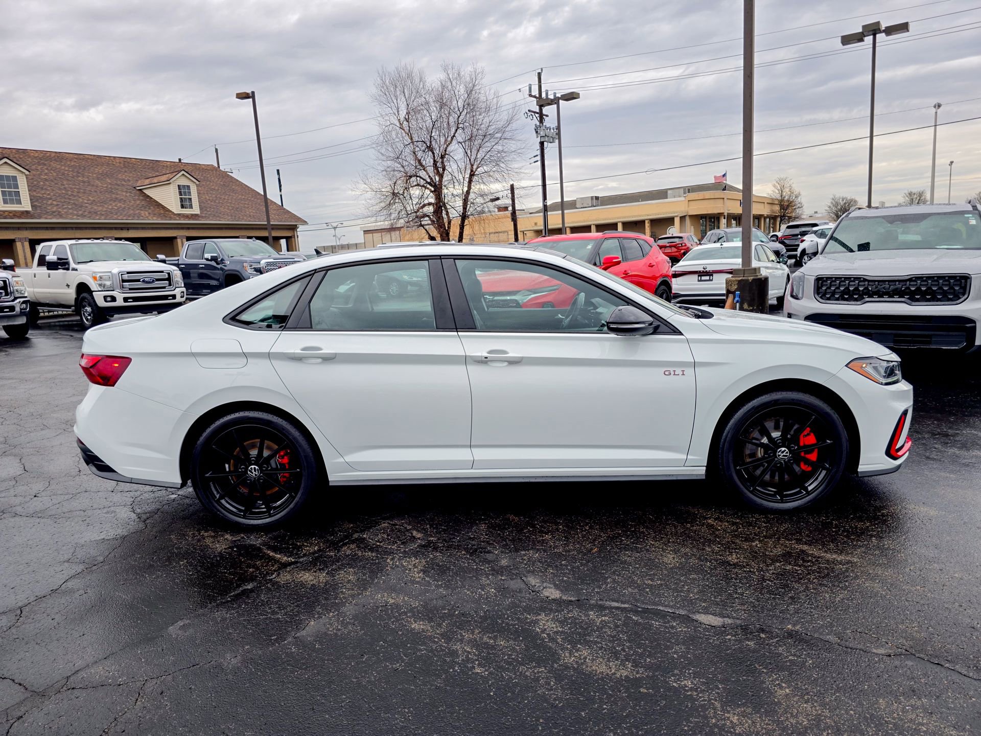 Used 2025 Volkswagen Jetta GLI Autobahn FWD image 21