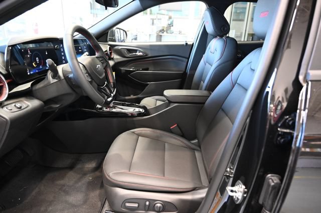 New 2026 Chevrolet Trax RS w/ Driver Confidence Package FWD image 9