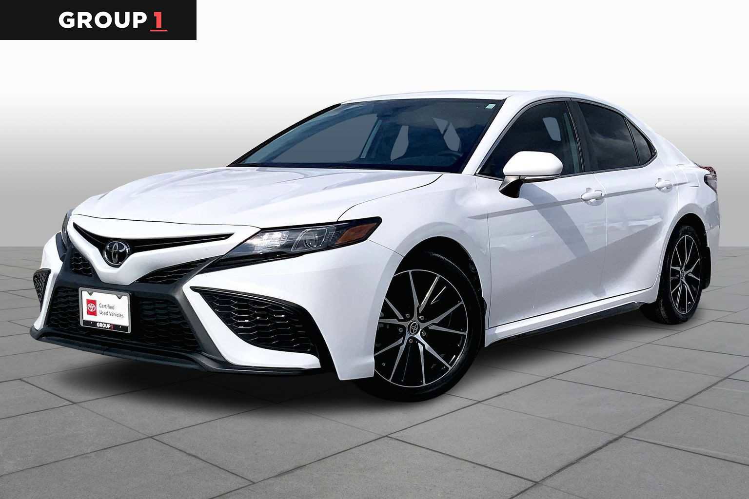 Used 2023 Toyota Camry SE