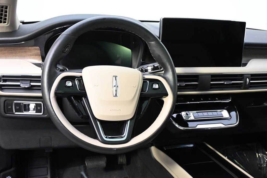 New 2026 Lincoln Corsair Reserve w/ Jet Appearance Package image 12