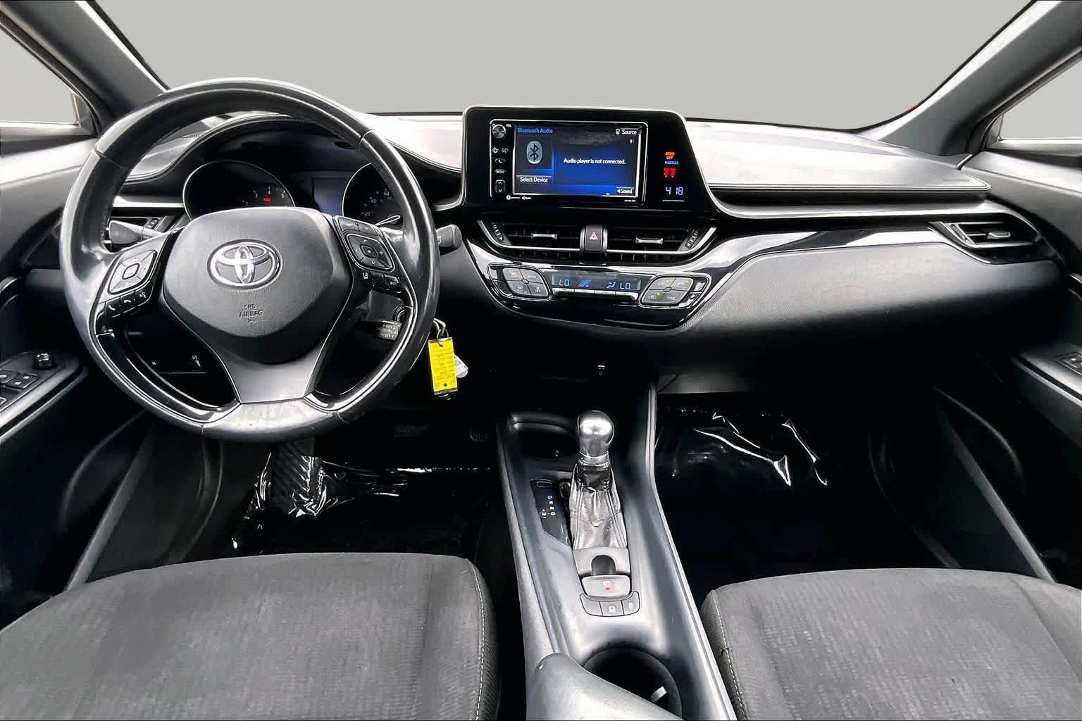 Used 2018 Toyota C-HR XLE FWD image 15