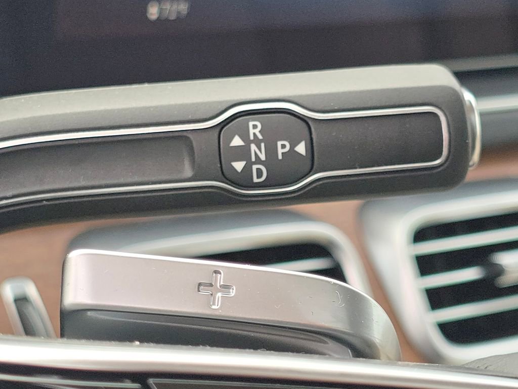 Used 2026 Mercedes-Benz GLS 450 4MATIC image 37