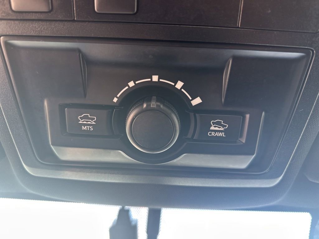 Used 2017 Toyota Tacoma TRD Off-Road w/ Tow Package (A/T) image 28
