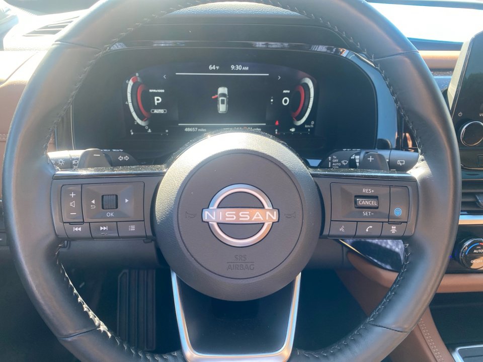 Used 2024 Nissan Pathfinder Platinum AWD/4WD image 13