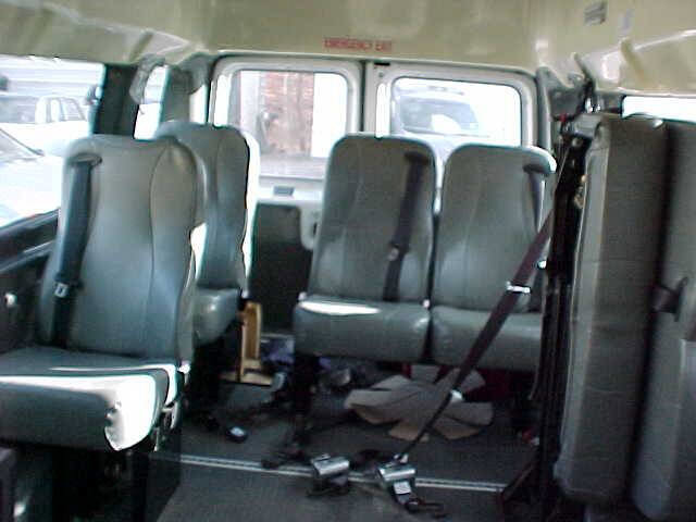 Used 2009 Ford E-150 and Econoline 150 Extended RWD image 8