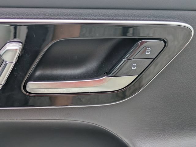 Used 2023 Mercedes-Benz GLC 300 image 37