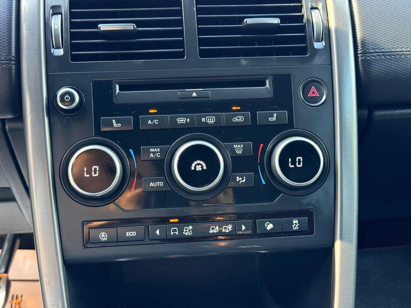 Used 2018 Land Rover Discovery Sport HSE Luxury AWD/4WD image 49