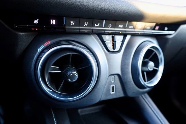 Used 2023 Chevrolet Blazer LT w/ Convenience Package image 3