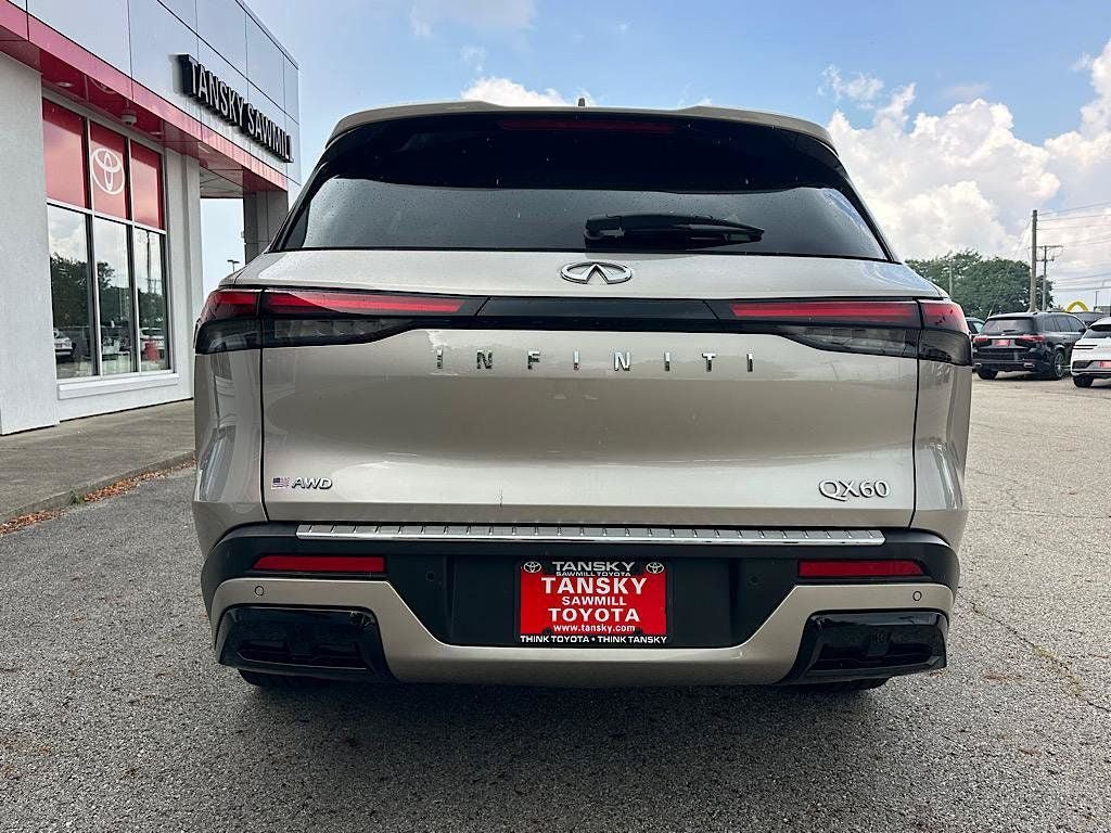 Used 2023 INFINITI QX60 Luxe w/ Cargo Package AWD/4WD image 4